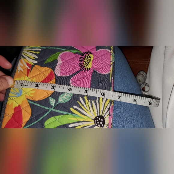 Vera Bradley Jazzy Blooms Tablet Case EUC - Picture 5 of 6